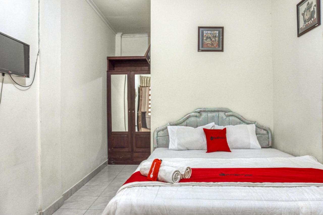 Reddoorz Syariah @ Raya Tajem Maguwo Hotel Kalasan Luaran gambar
